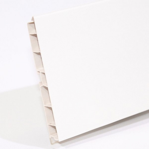 Цоколь 146мм ПВХ Белый глянец с упл., 4метра (ПП) RU